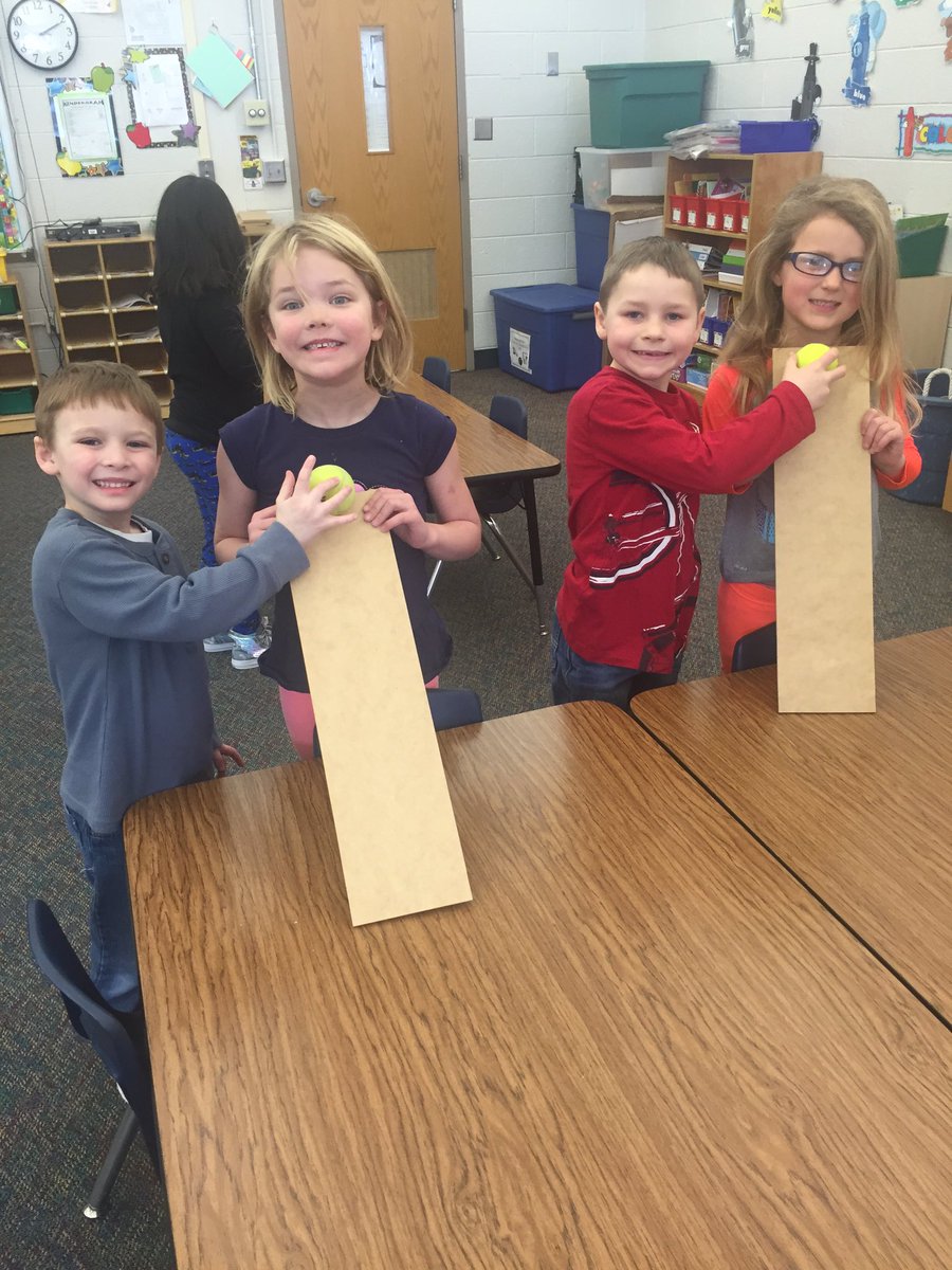 anghend36's tweet photo. Working with ramps!  #motionandforce #lovescience https://t.co/bKikAxZ9E5