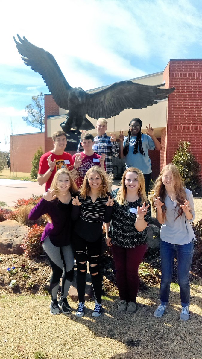 emilygcochran's tweet image. Future OC Eagle? #OCisHome #OCSpringVisit