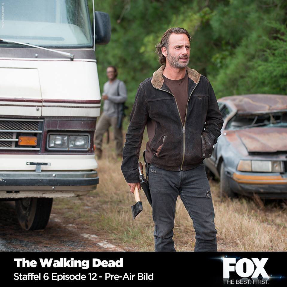TWDaufFOX's tweet photo. Brandneue #PreAir-Bilder #TWD S6E12.
Zu sehen: #Carol, #Rick, #Daryl, #Heath.
#TWDaufFOX - #TheWalkingDead - #FOX https://t.co/jnyUL7NYji