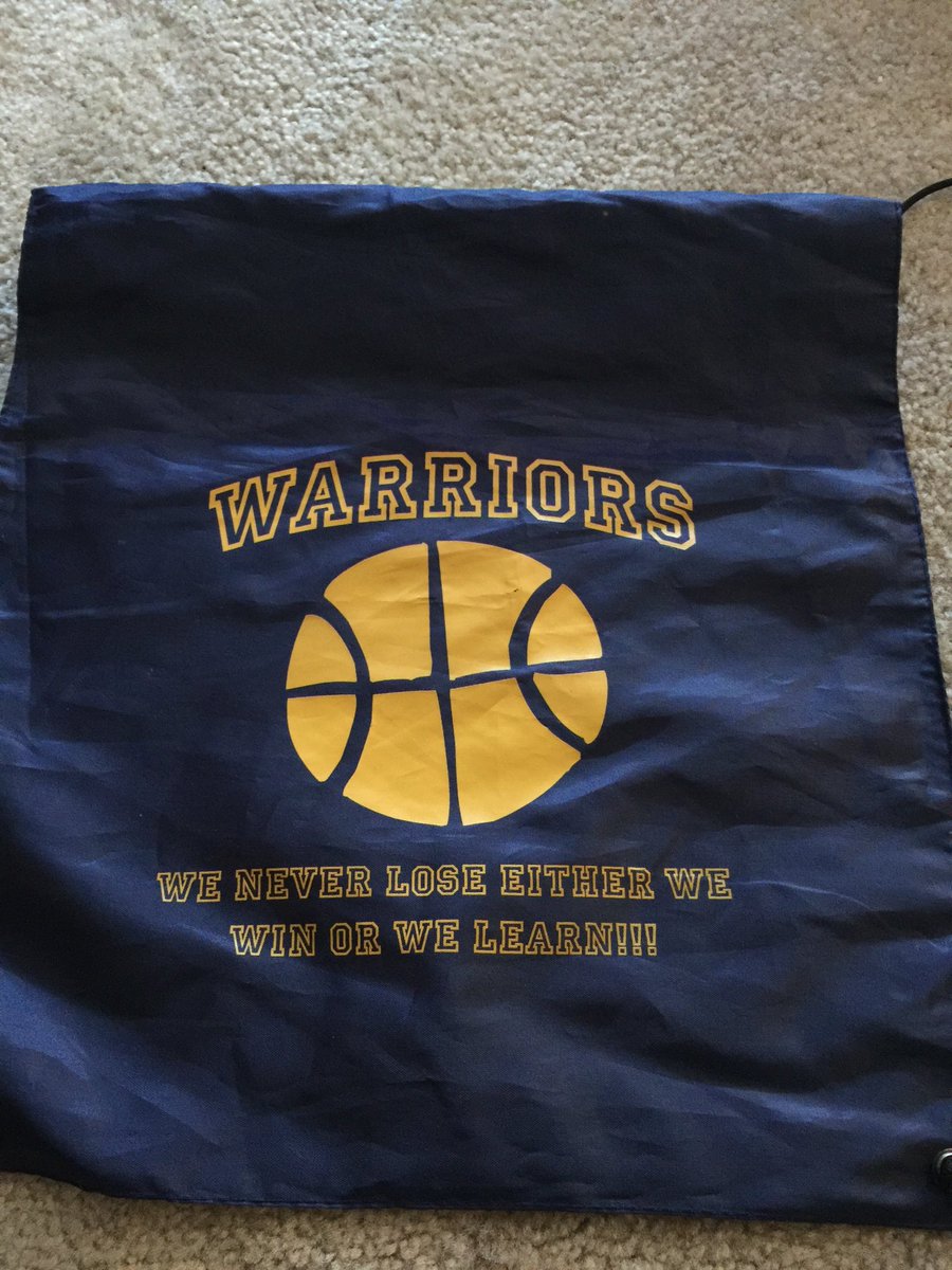 Ralph514's tweet photo. EVERYONE PLEASE CHECK THIS OUT 🏀🏀 @warriors @LetsGoWarriors @StephenCurry30 @Money23Green 
https://t.co/xOaxy34Vky https://t.co/kBLynSjXXT
