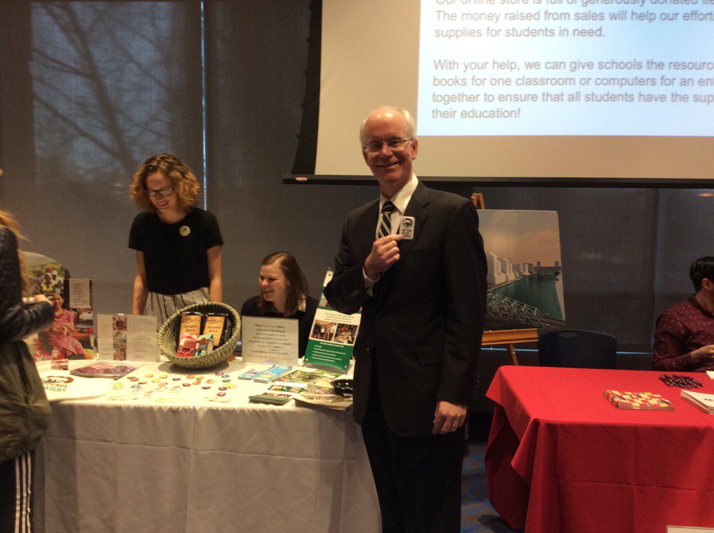 Lois Harr tweet media