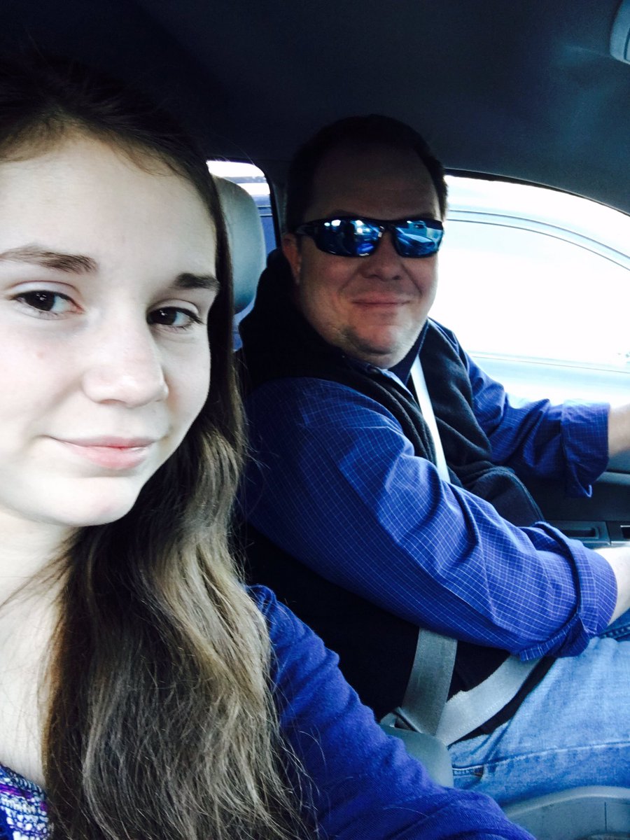 david_barfield_'s tweet photo. Daddy daughter date nite! #olive garden #shepicked https://t.co/AULRtQtcHR