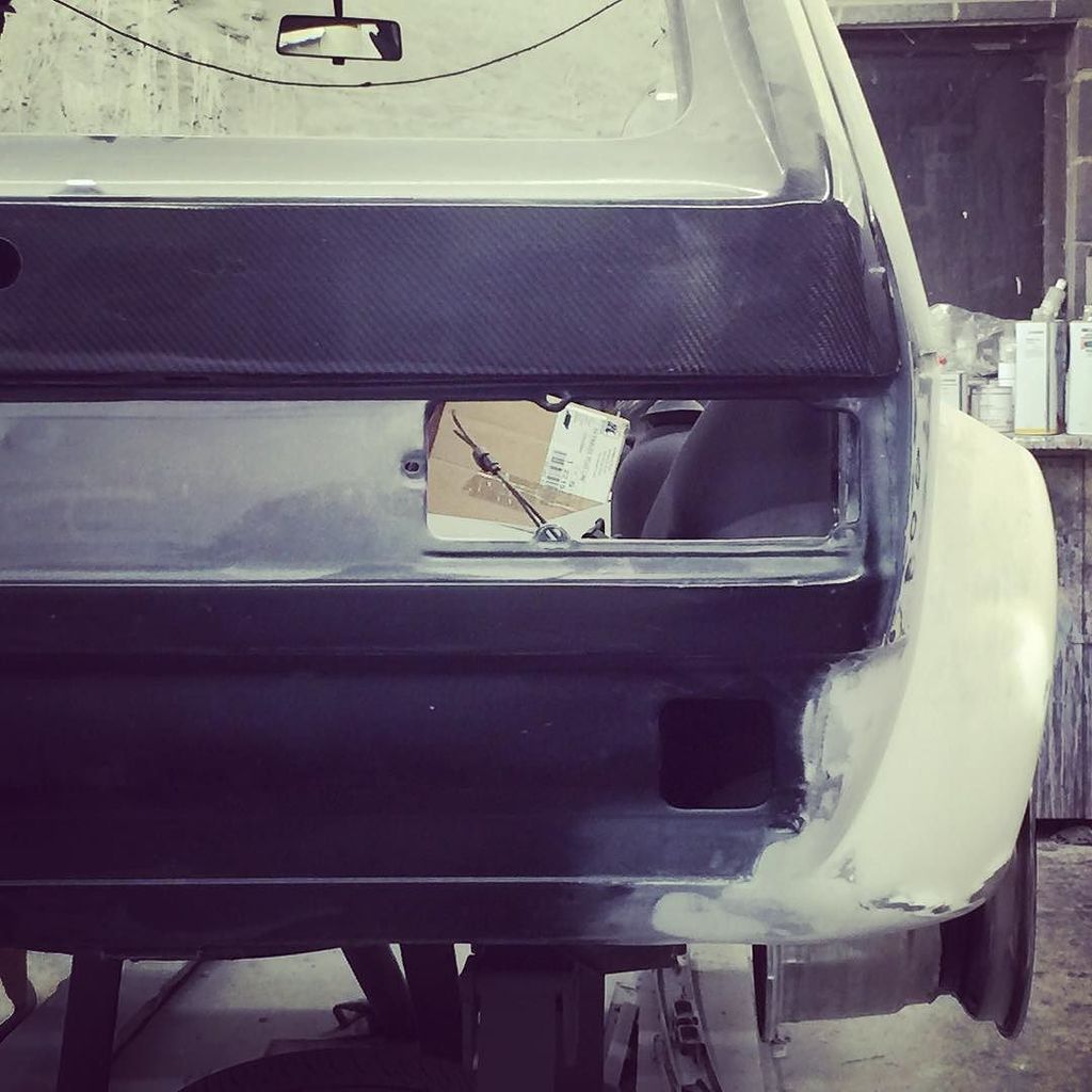 VeeDubMk1_'s tweet photo. Testing out wheel widths on the mk1. #mk1golf #bergcup #splitrim #compomotive #vw #becauseracecar #carbon by dubdean https://t.co/FsMBC9kh9B