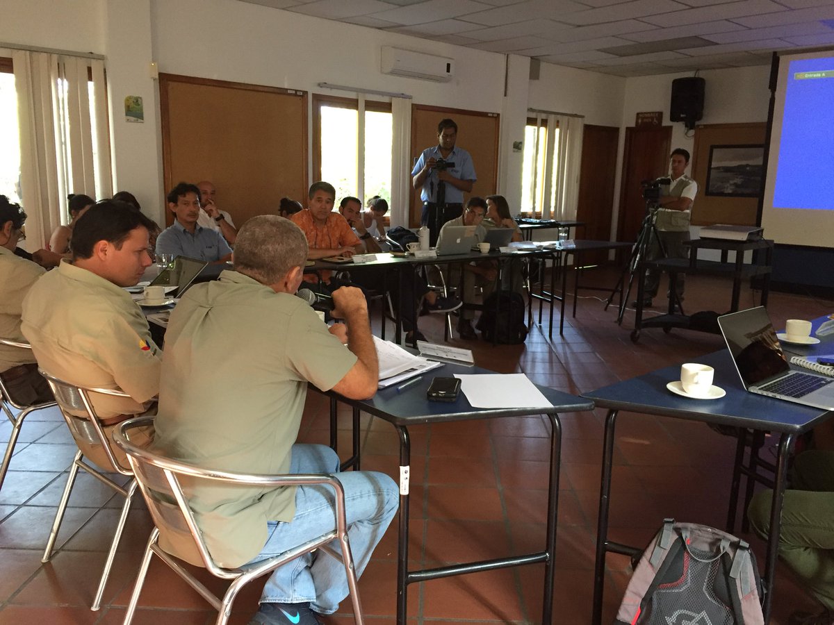 CGGalapagos's tweet photo. @eliecercruz: Es importante contar con la participación del Sector Pesquero #Galapagos https://t.co/YJ5gXbtEEh
