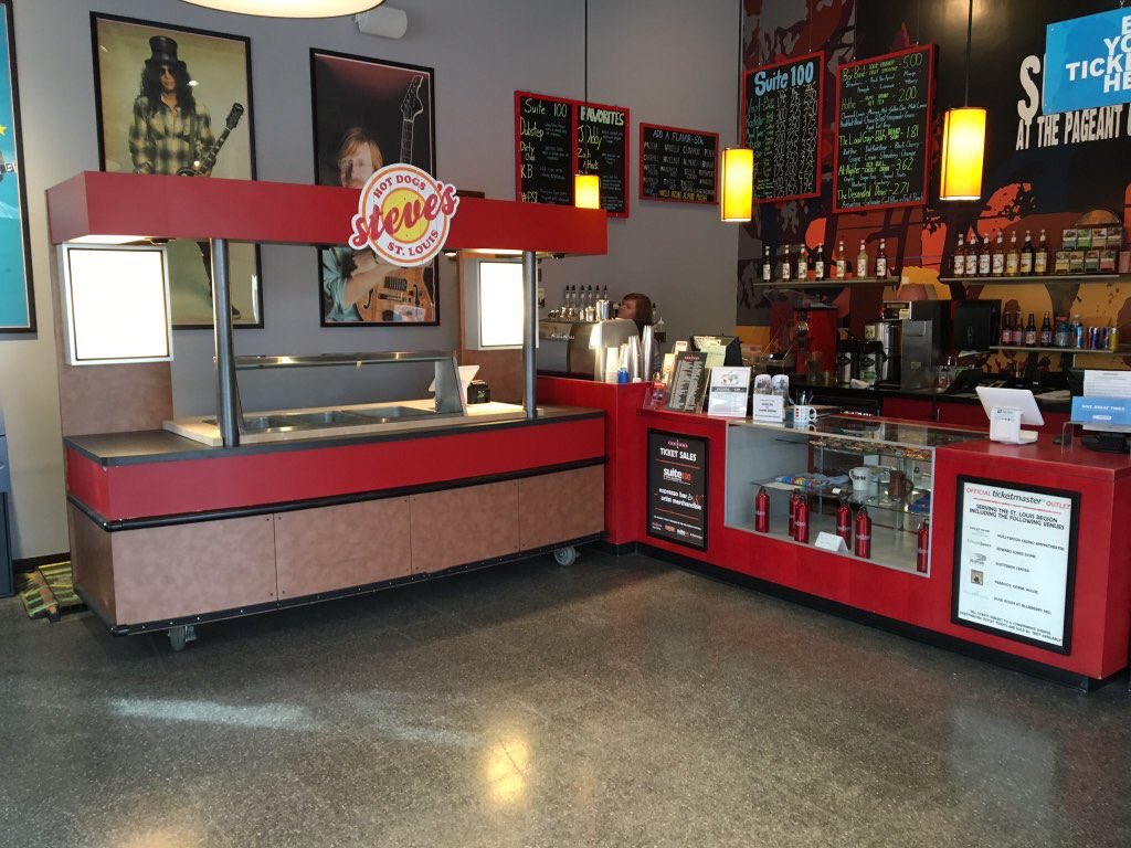 steveshotdogs's tweet image. Just about 40 minutes away from opening the door to our 3rd location! #STL #StLouis