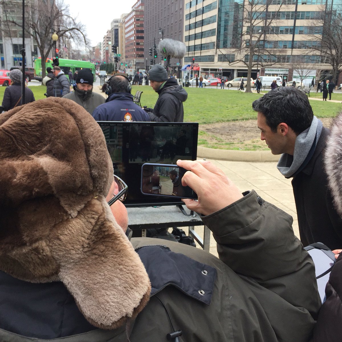 DavidHMandel's tweet photo. #veepseason5 #makingof #atthemonitor @ReidScott_ @VeepHBO https://t.co/Wg9fglrZ4O