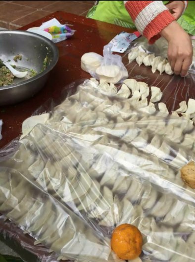 Judy598726257's tweet photo. 集体活动包饺子 https://t.co/UXS6GCn5Jm