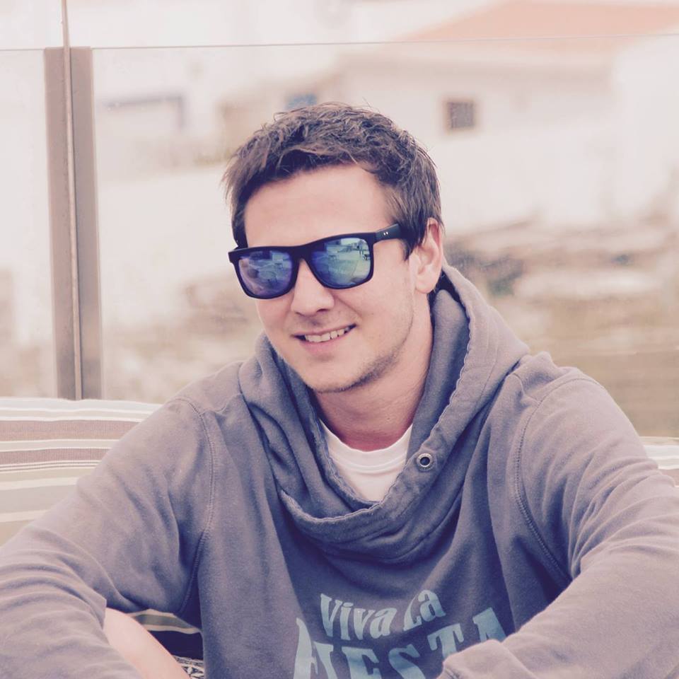 TheDullahans's tweet photo. A little late, but welcome to the band, Johannes! Beat the drums for us ;) #drummers #justdrummerthings #irishfolk https://t.co/KCshdALNqC
