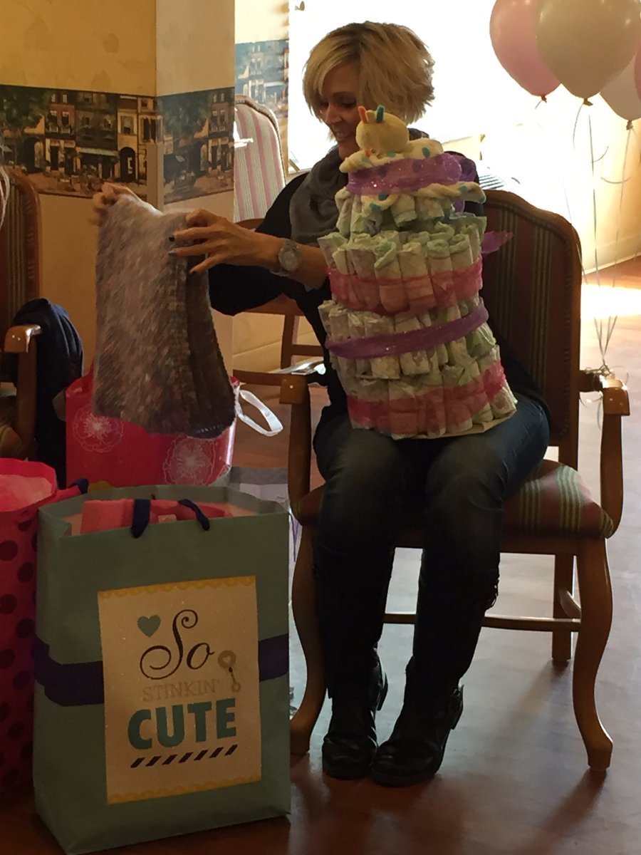 ScenicHills_CC's tweet photo. Our first family baby Shower today at Scenic. Congrats Jody #ItAGirl  @ScenicHills_CC @TrilogyLiving https://t.co/WLrEVChyUv