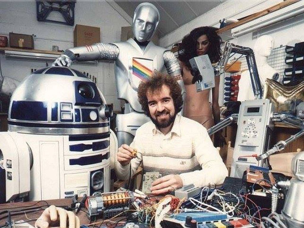 R2-D2 creator Tony Dyson has died bit.ly/1VVJso4