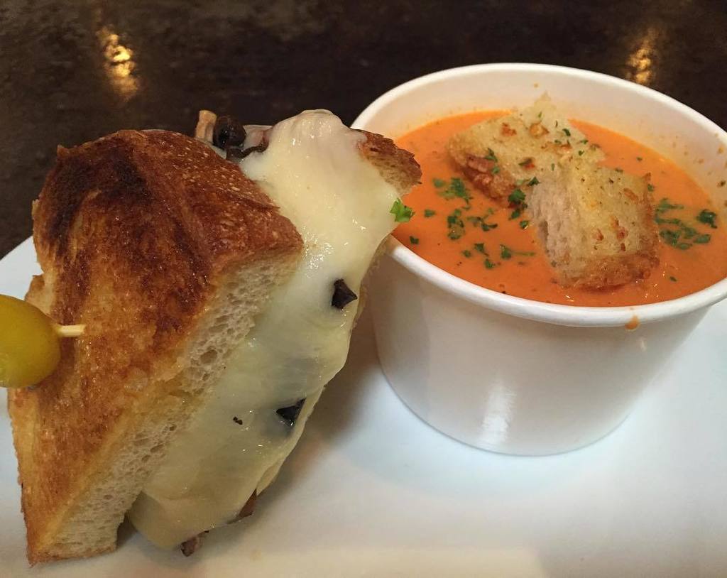 wayfarercm's tweet photo. Share your Instagram pics with us using the #wayfarercm hashtag. Tonight's special is a grill cheese with tomato ba… https://t.co/LIUyuZIjO5