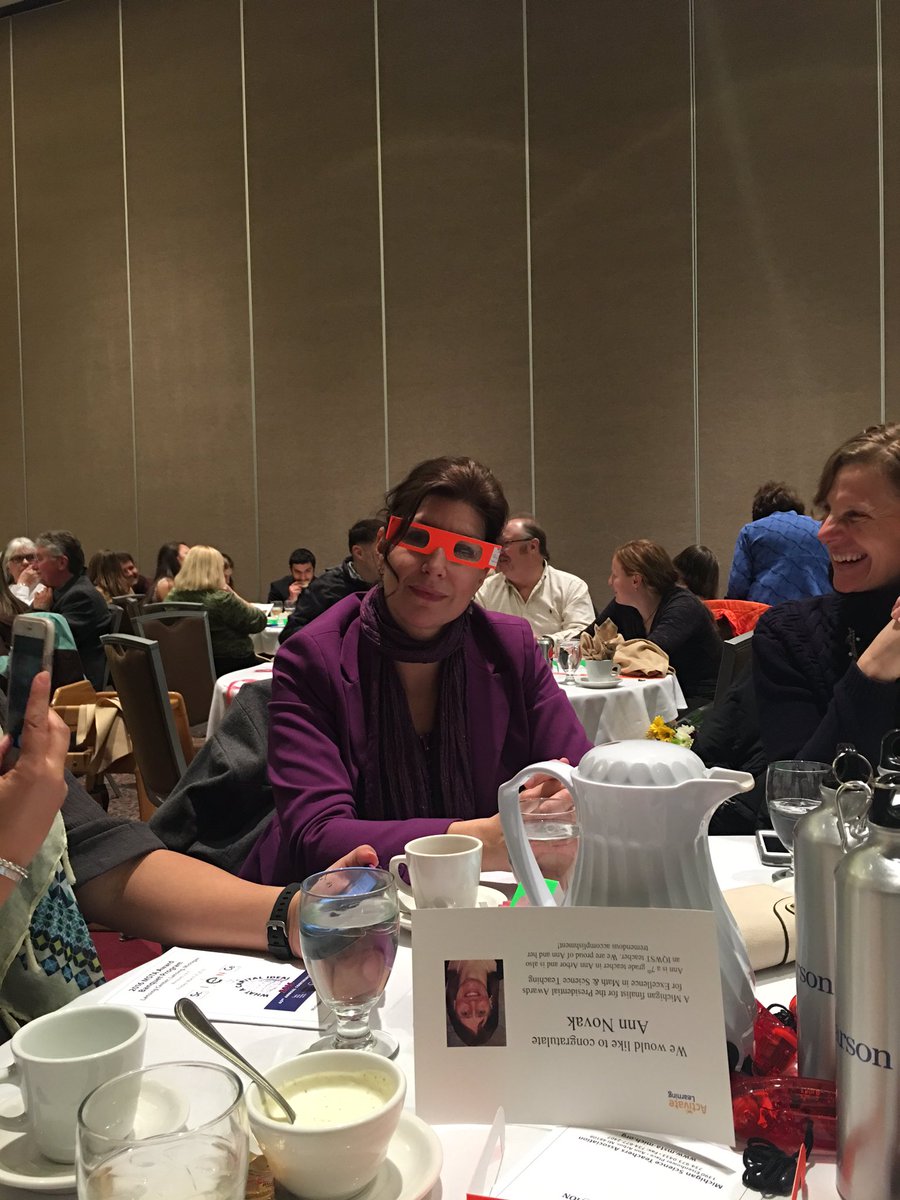 A2Dicken's tweet photo. Dawn Linden having fun at Awards Banquet for Sherri Hane https://t.co/snW3TGfo22