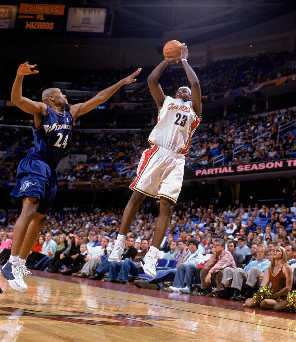 Roger_Mounger's tweet image. Way back...@Cavs and @WashWizards square off on @ESPN TONIGHT, 8pm/et. #WASatCLE