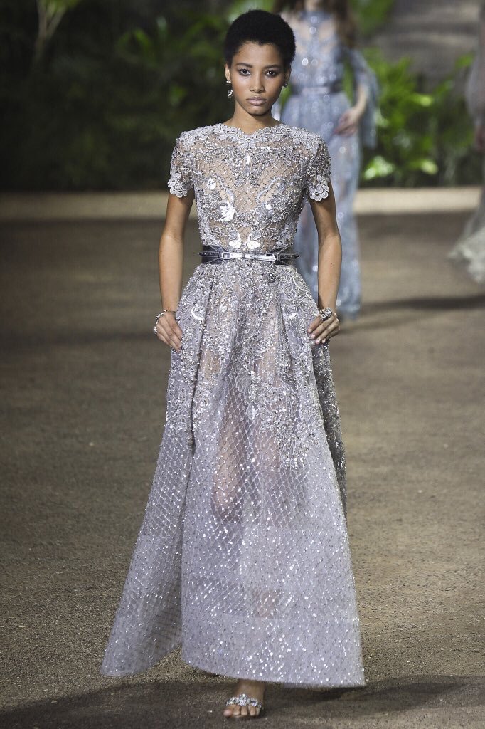 Stylistcrea's tweet photo. 2016 Elie Saab https://t.co/Xd2W7eA7wc
