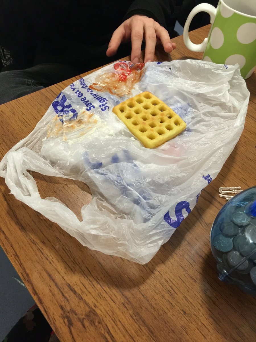 becky1507's tweet image. #studentlyf