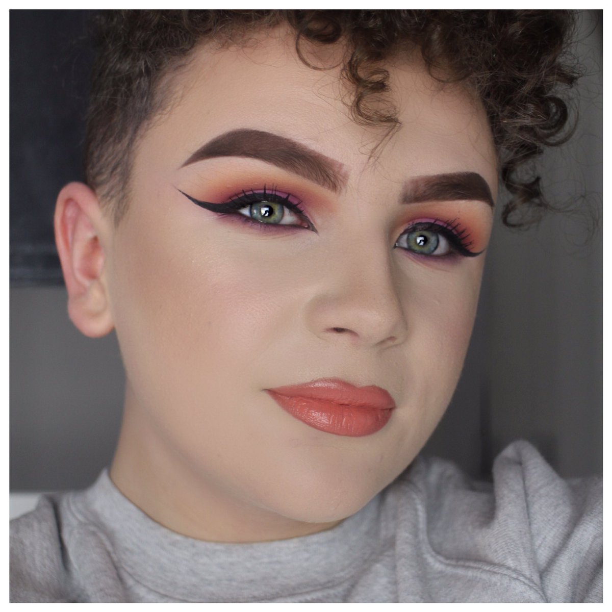 Aaron (@makeupaaron) on Twitter photo 