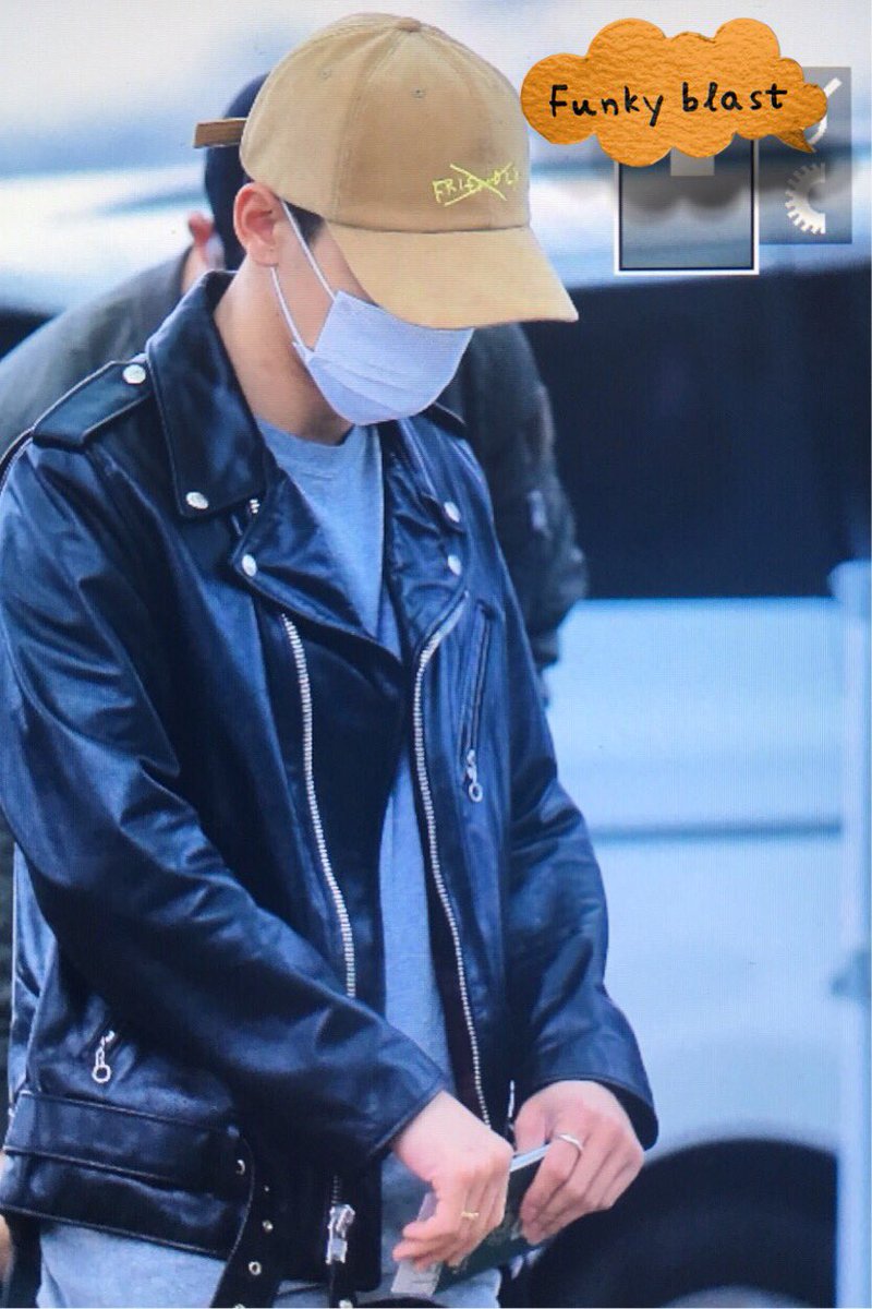 160305 인천공항 출국 CHEN 👀