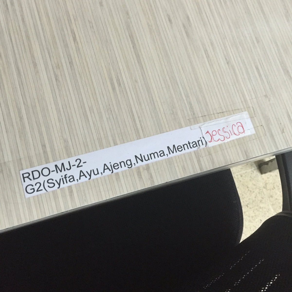 nrd2RDO's tweet photo. Aura Kasih cinta pak Makmun. Jessica. 😕😕 https://t.co/VkIVIJfeGF
