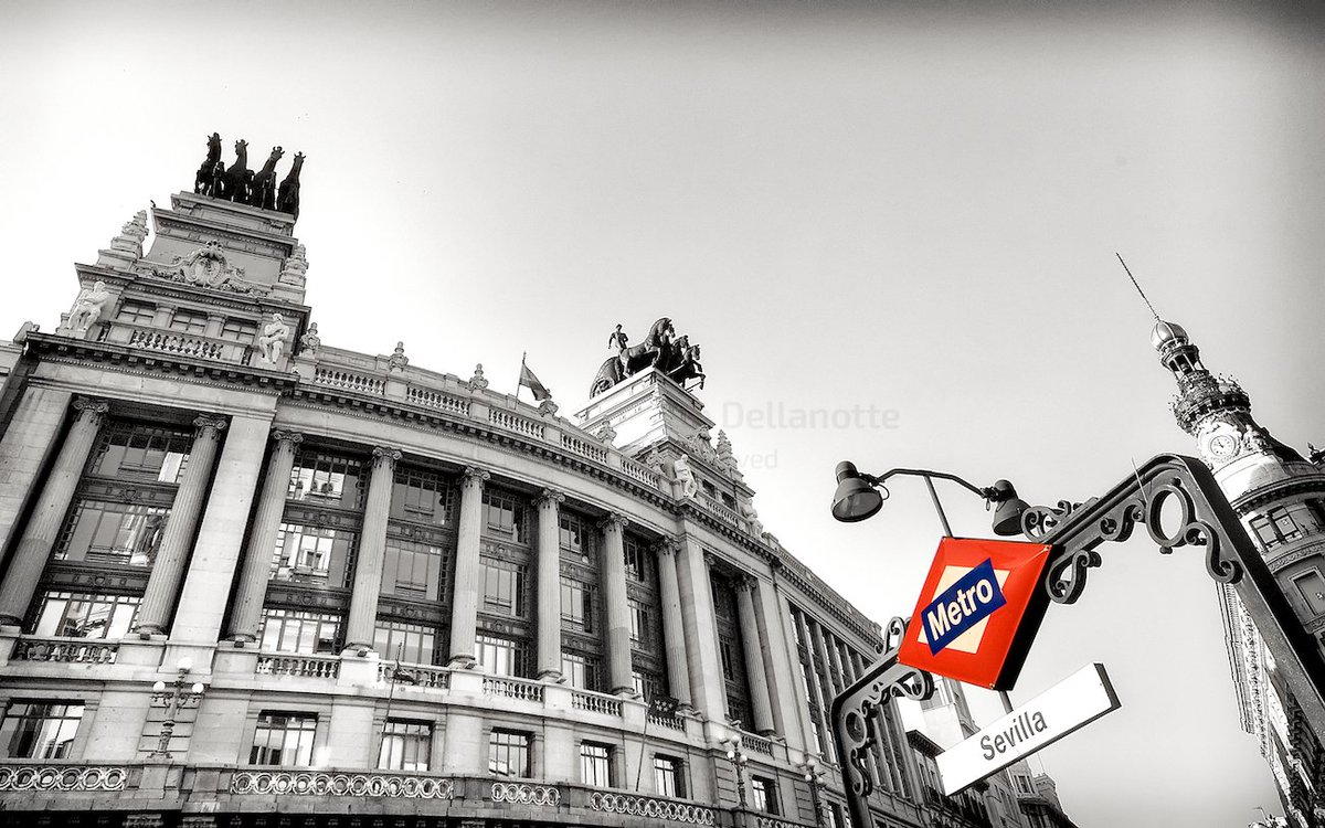 Adellanotte's tweet photo. 05/03/1923 Se inaugura el edificio del Banco de Bilbao.
Gracias @madridnube !
Feliz sábado.
@SecretosdeMadri https://t.co/d7MXALkPew