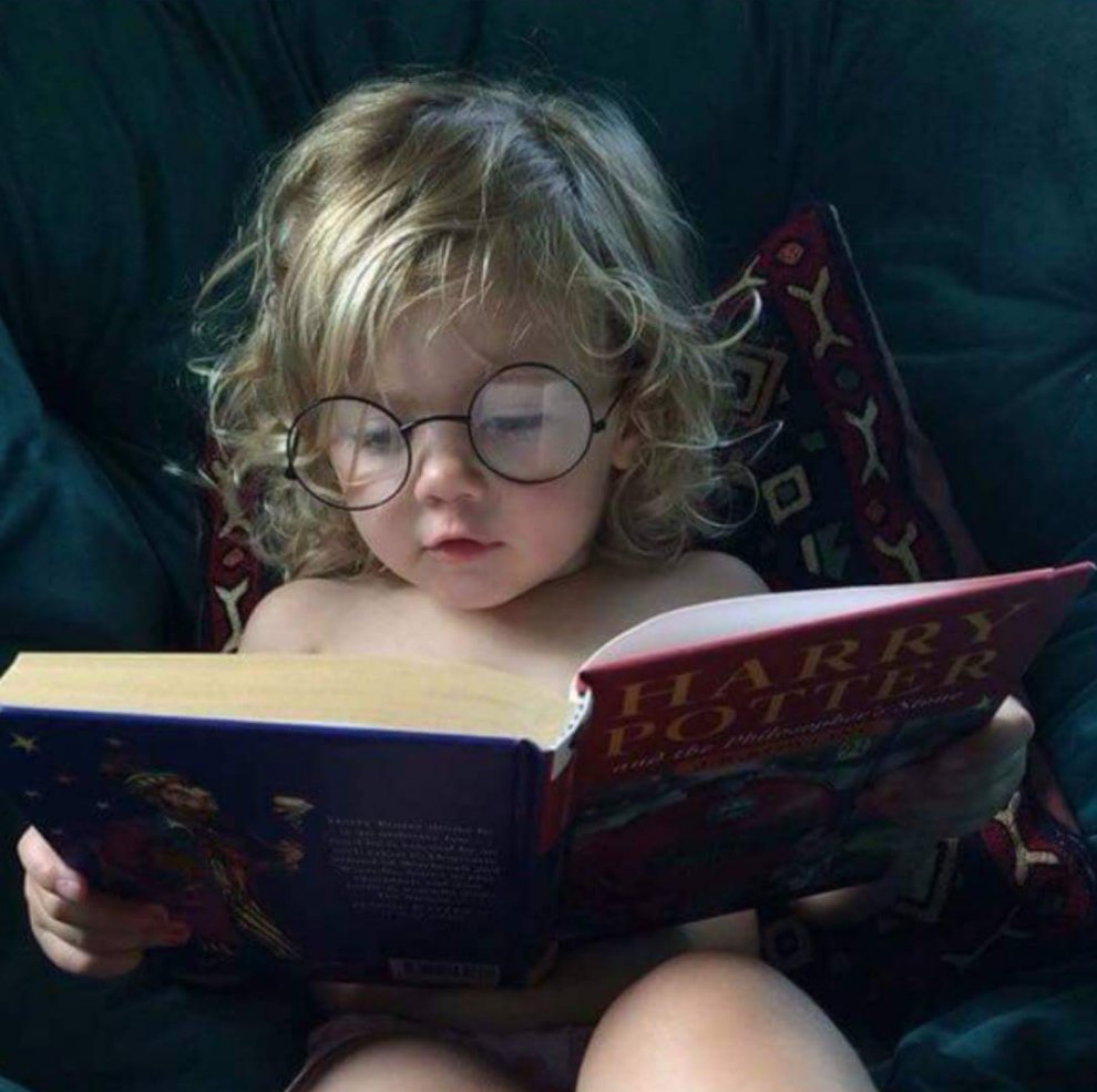 TheHPfacts's tweet photo. Gotta start them young! https://t.co/E0vfT6Ce5W