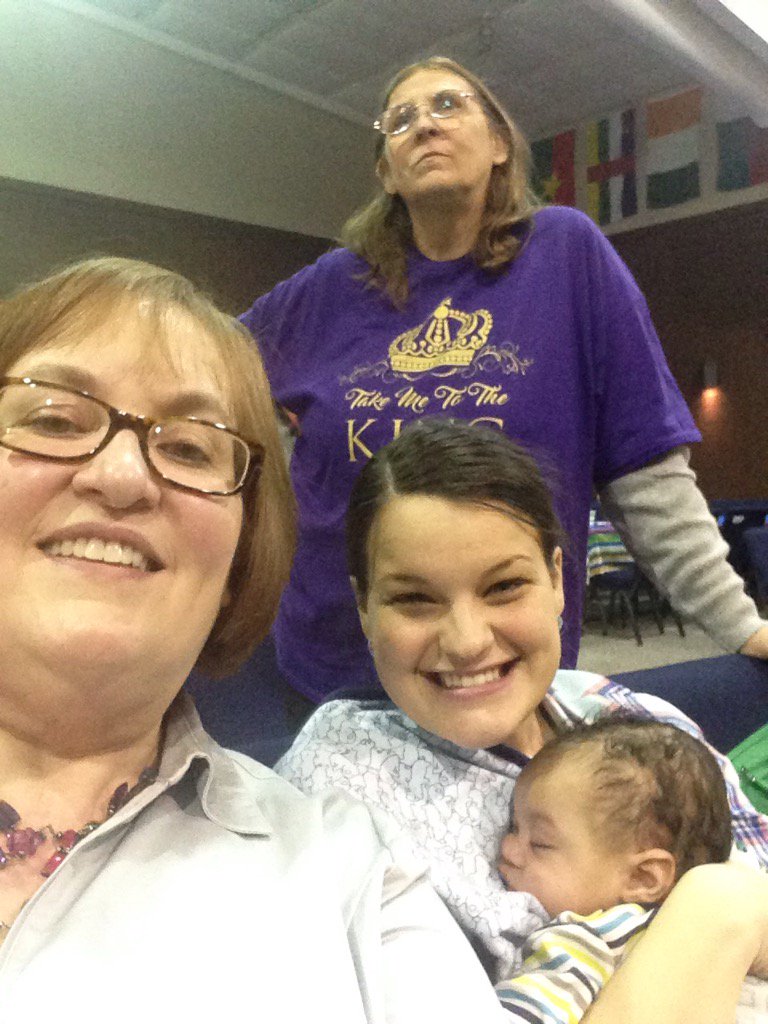HeiskellCrystal's tweet photo. #takemetotheking With Randi and Baby Isaac!!! https://t.co/vUuLX3kMZn