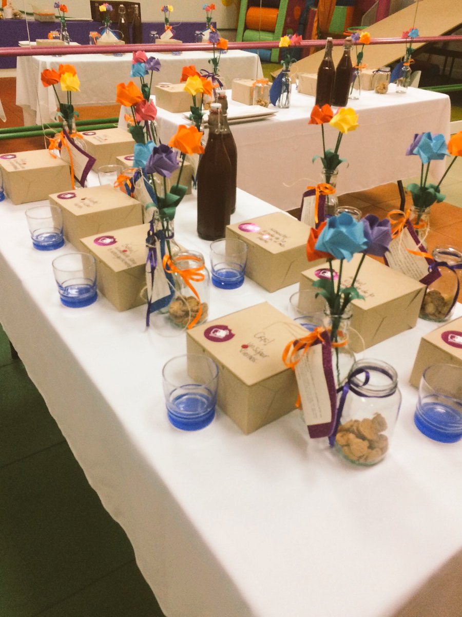 Pinkitchen's tweet photo. #Powerboxes cajas llenas de energía y alimentación sana para tus eventos! https://t.co/PAl39seHwd https://t.co/0fT3CFvYCf