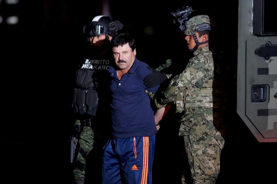 Reforma's tweet photo. #Notiminuto Acusa hija del 'Chapo' al Gobierno de traicionar a su padre https://t.co/xQhohxUmeZ https://t.co/RSJTjofGif