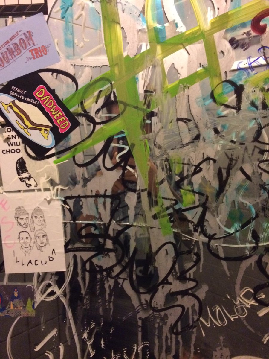 Kala's tweet photo. Bathroom mirror at the venue I'm playing tonight. #dadweed @_kitsuneband https://t.co/Bm94u8wrvI