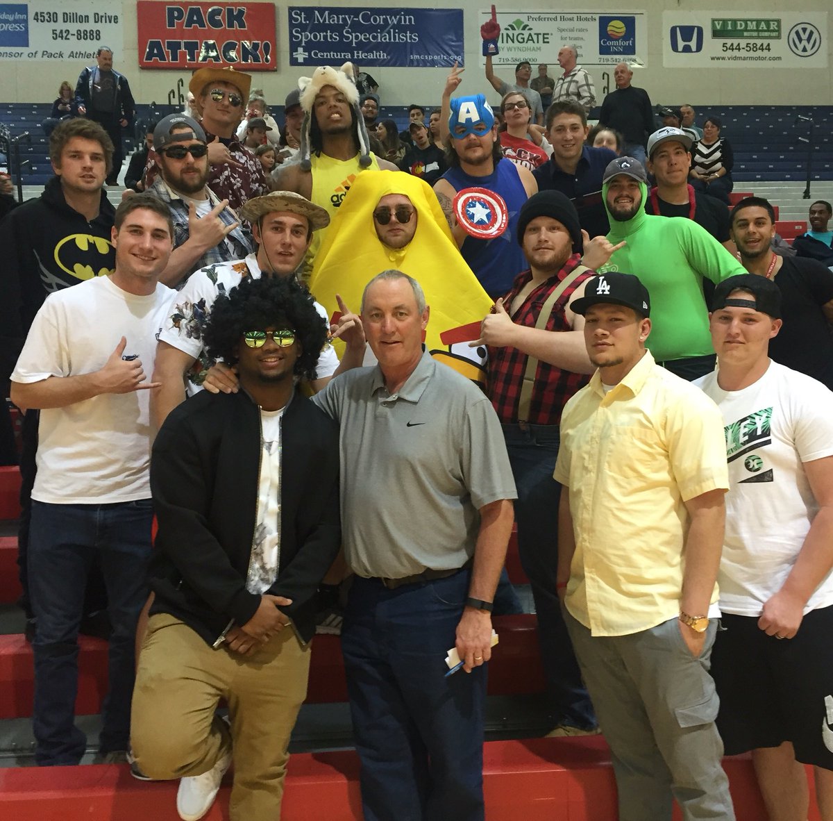 CSUPFootball's tweet photo. @CoachWristen &amp; team cheering on @gothunderwolves WBB in @RMAC_SPORTS semifinals! #ThePackWay #PackSpirit #PackProud https://t.co/wcXV8Ndebh