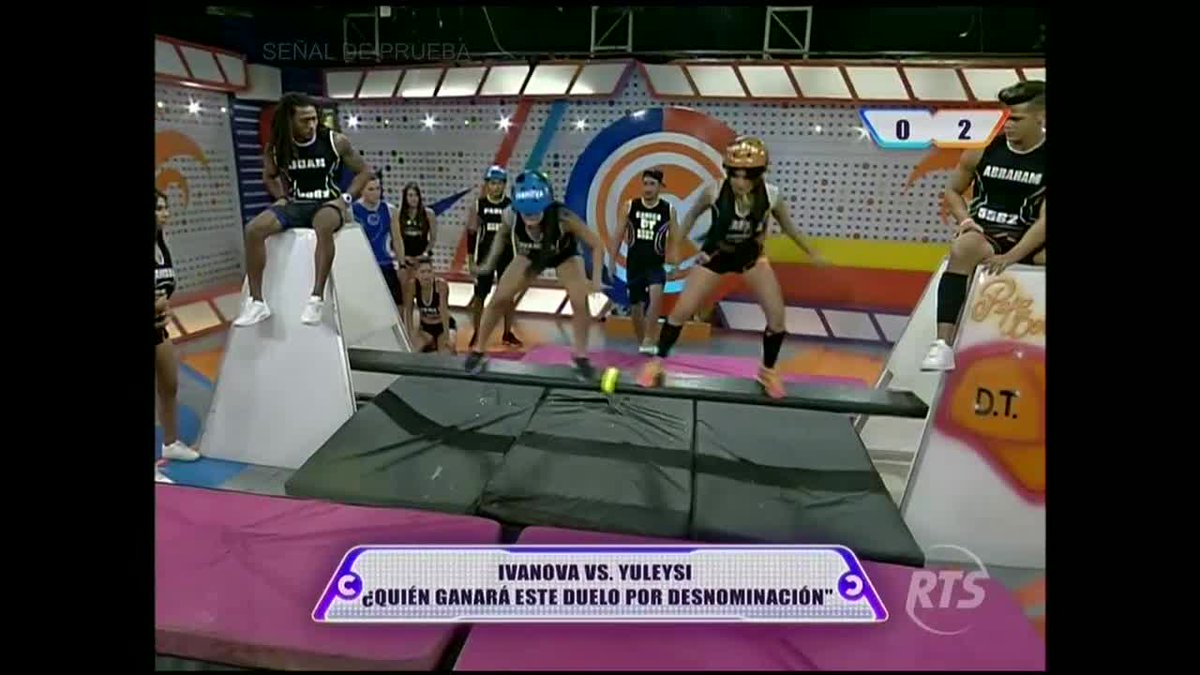 RTSEcuador's tweet photo. Ivanova y Yuleysi se enfrentan en "Vaiven" #CombateLaytelateStyle
https://t.co/r8UDayeyj5 https://t.co/xg6jtFbgb3