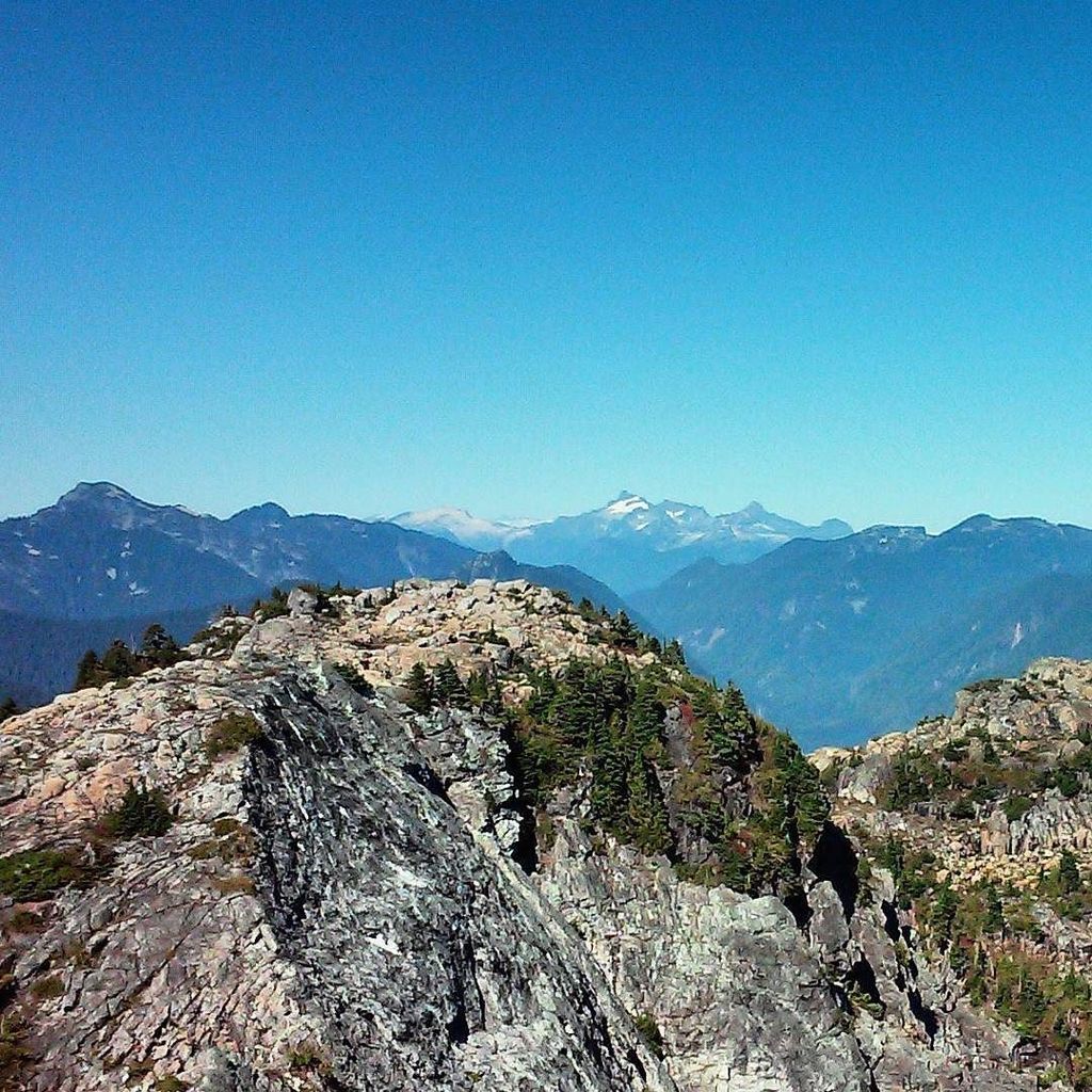 turnofftheapp's tweet photo. #transitaccessible #crownmountain #vancouver #pnw https://t.co/du9Zswq3uc https://t.co/S9tEBdsx4X