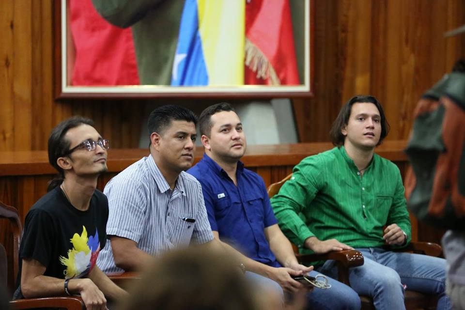 PrensaUNERG's tweet photo. INSTALADO EQUIPO PROMOTOR DEL CONGRESO DE LA PATRIA CAPÍTULO JUVENTUD ARAGUA. https://t.co/dZGAgRqJEO https://t.co/TWX6j3ffCH