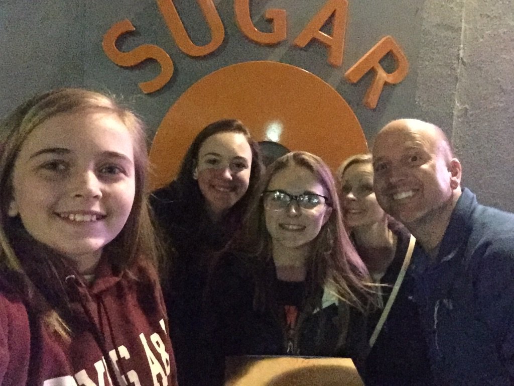 toddgaston's tweet photo. #forcedfamilyfun #nightdrivingforsydney #missingHannah https://t.co/JiKe4eWBdZ