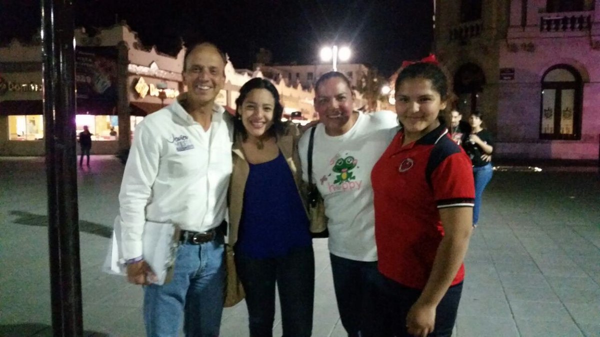 JavierMestaD's tweet photo. Seguimos trabajando por el Chihuahua que merecemos. En el Centro Histórico. https://t.co/1kPbYcv86W