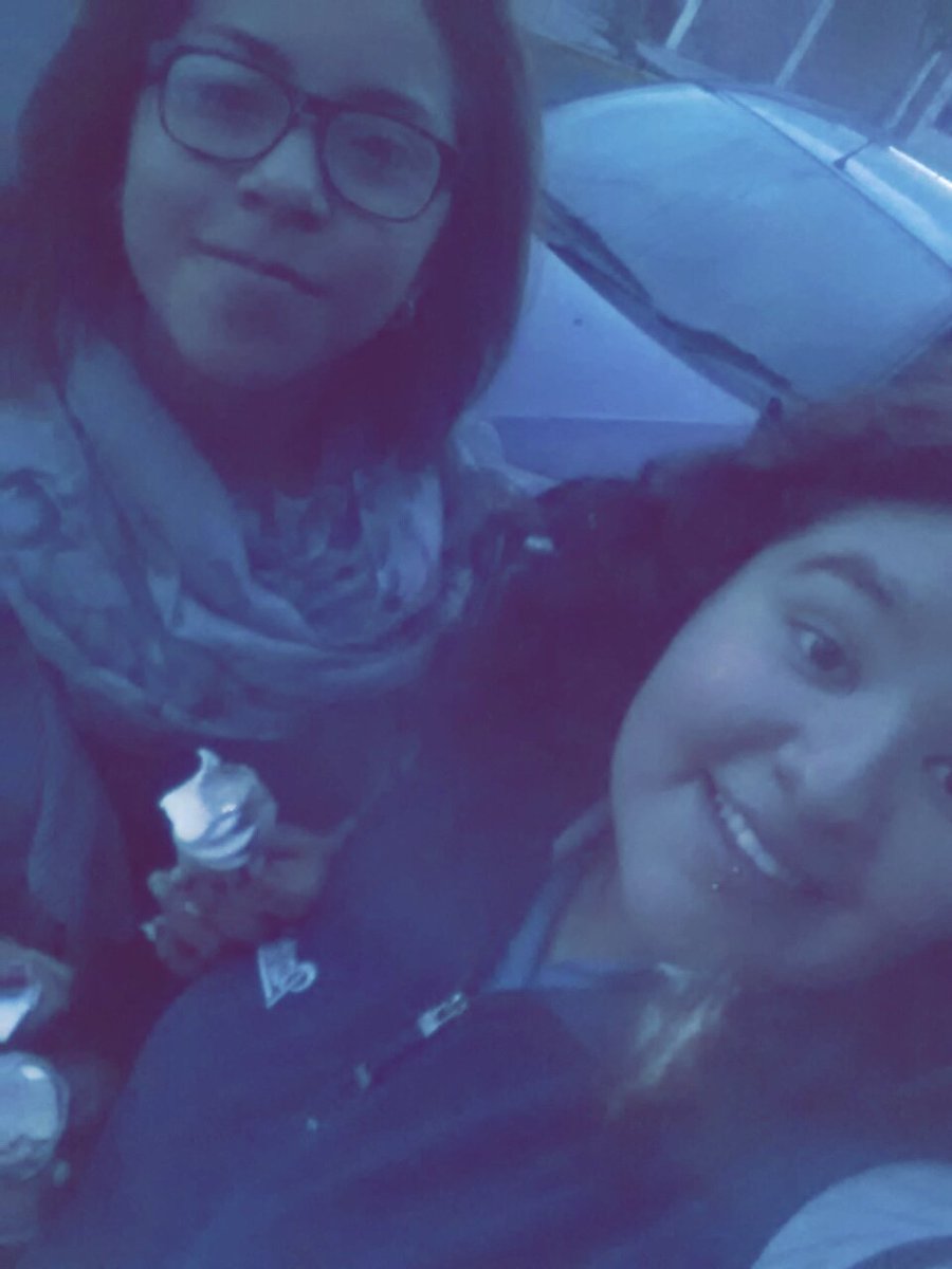 azulReedus's tweet image. Somos unas locas #perfos 😍