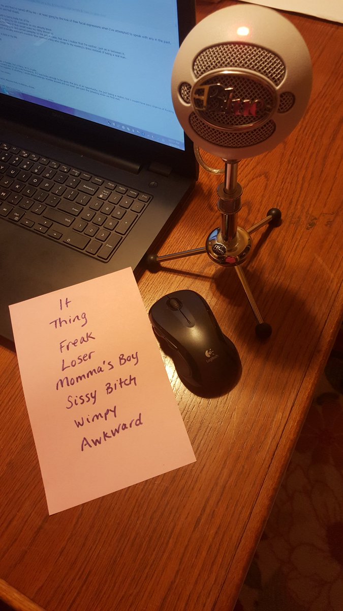KinkCoachKelly's tweet photo. Making a custom audio for....you guessed it...a total loser. #customaudios #phonesex https://t.co/rWqkchQQeG