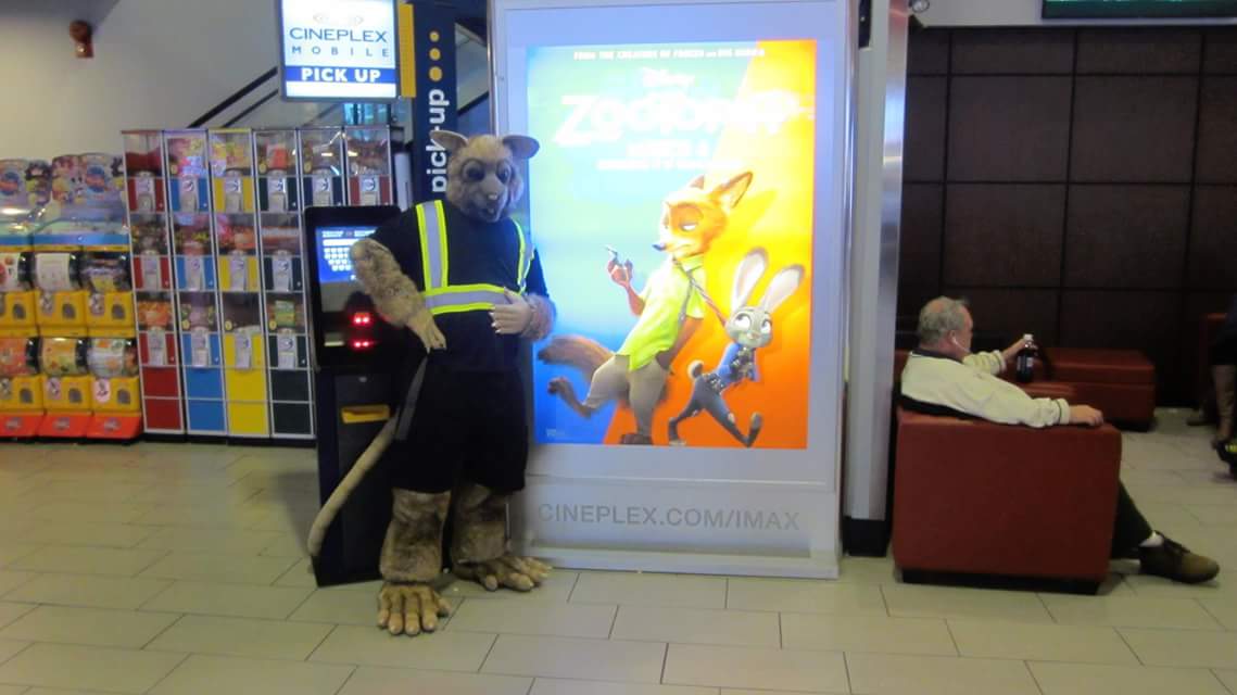 NLFurries's tweet photo. Awesome night at the movies! :D more pics to come! #Zootopia #ZootopiaThisFriday #ZooU https://t.co/L1MhS5fZVn