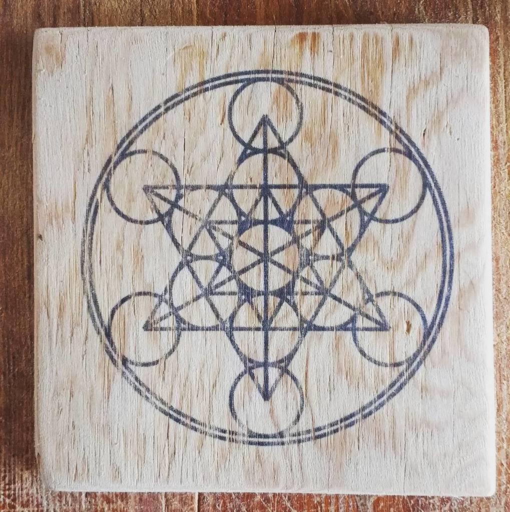 PrudentMedia's tweet photo. Geometry is cool. https://t.co/eHqsq7HSp3