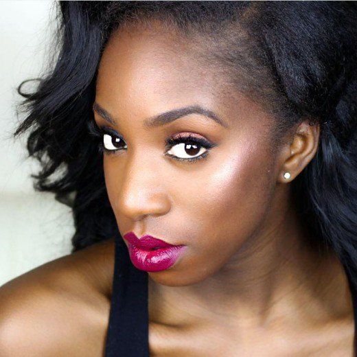 Essence's tweet photo. If you ever have trouble finding the right makeup for your skin tone then you need this app: https://t.co/qcsevWauVn https://t.co/dkX06siMHF