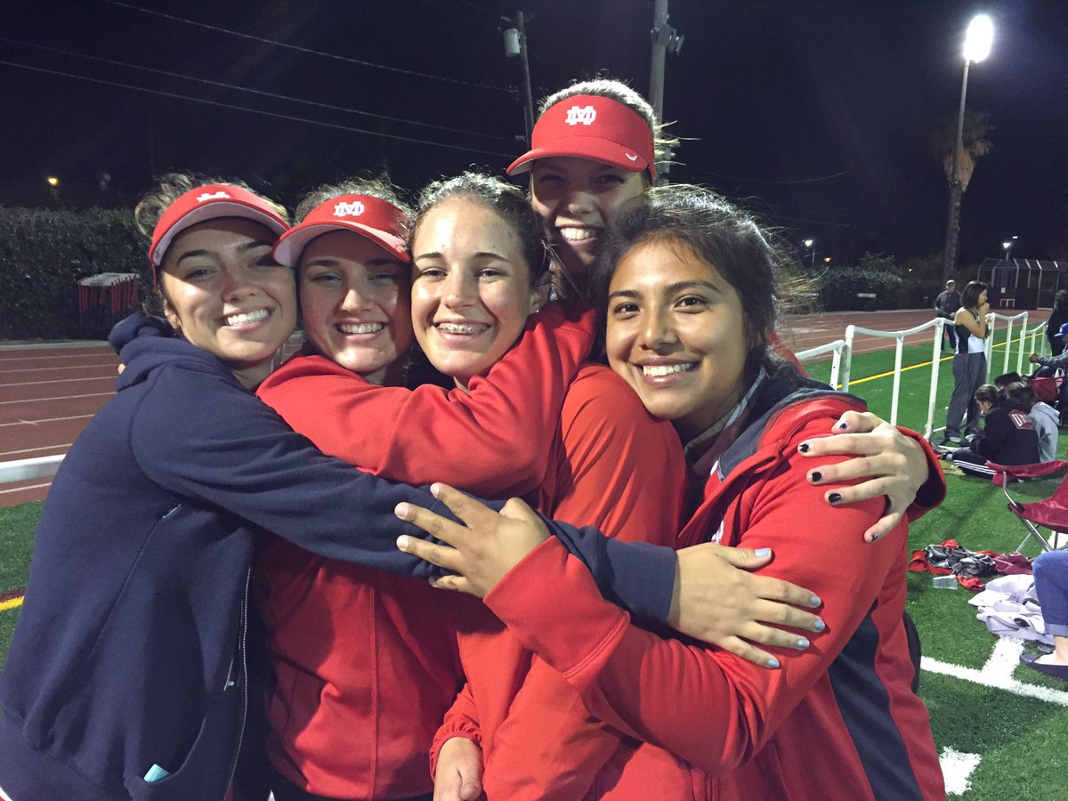 mdhs_softball's tweet photo. Run Kelli Run! #twosportathlete #mdtrack @MDHSMonarchs https://t.co/Z6e9ERxeZG