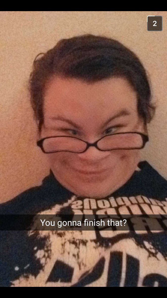 kaitlyyn_acord's tweet photo. HAPPY BDAY SWAG MASTER I'm happy u were birthed on this day sorry we don't have better pics😂 lub ya #foreheadpal https://t.co/MhnWoKxj81