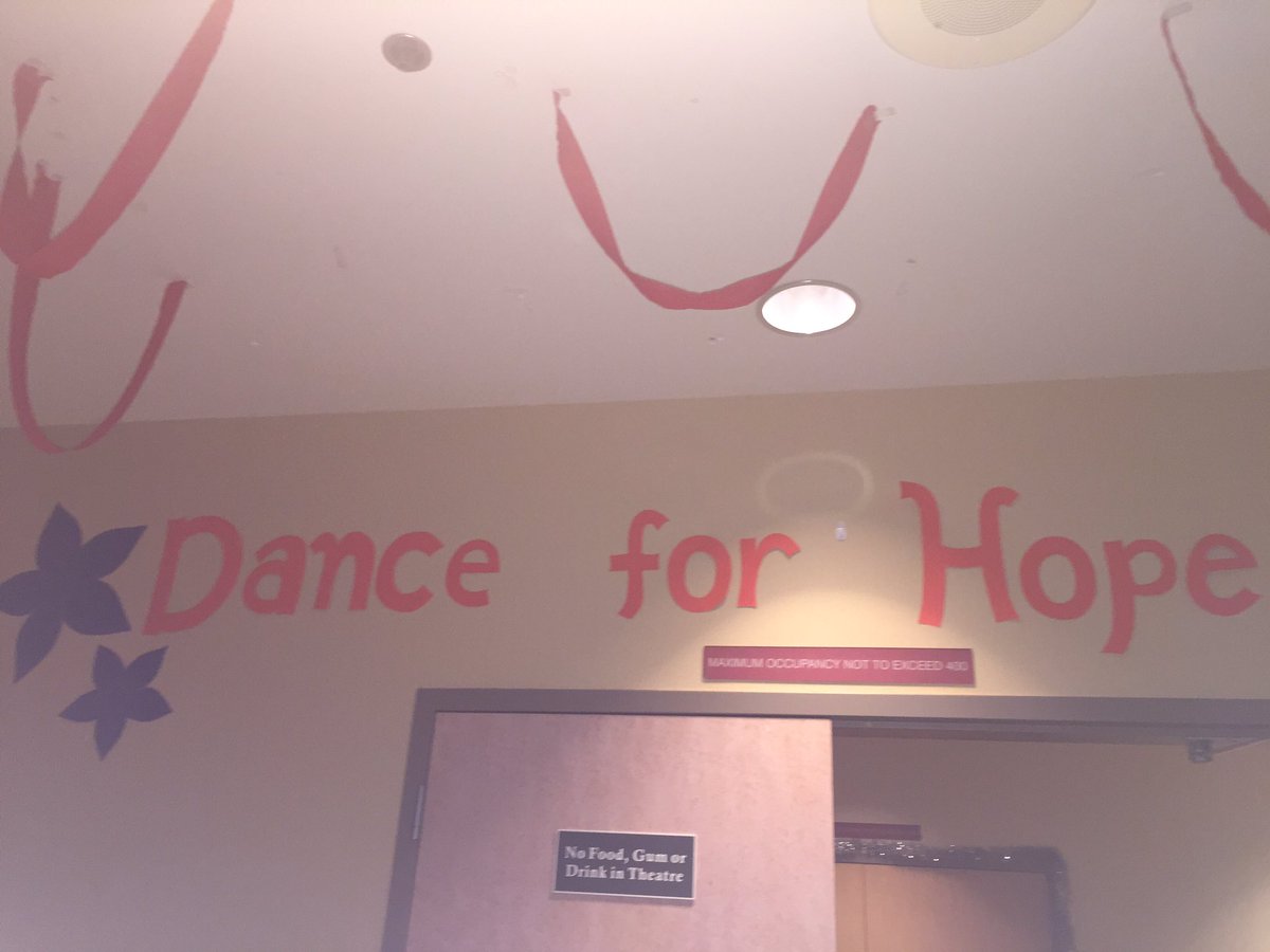 InteractNphs's tweet photo. Dance for Hope was so amazing tonight, thank you to all the volunteers and dancer (and a special s/o to Anissa)!❣💐 https://t.co/N7aSkCfnnb