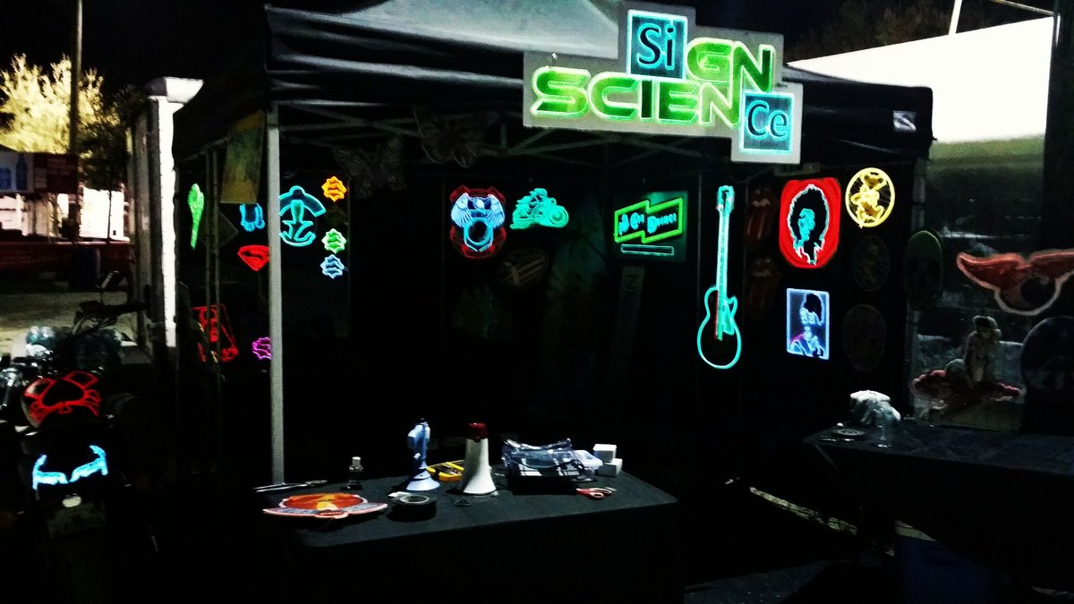 SignScience's tweet image. Another crazy day being a vendor for bikeweek! #bikeweek #daytona #motorcycles #neon #signage