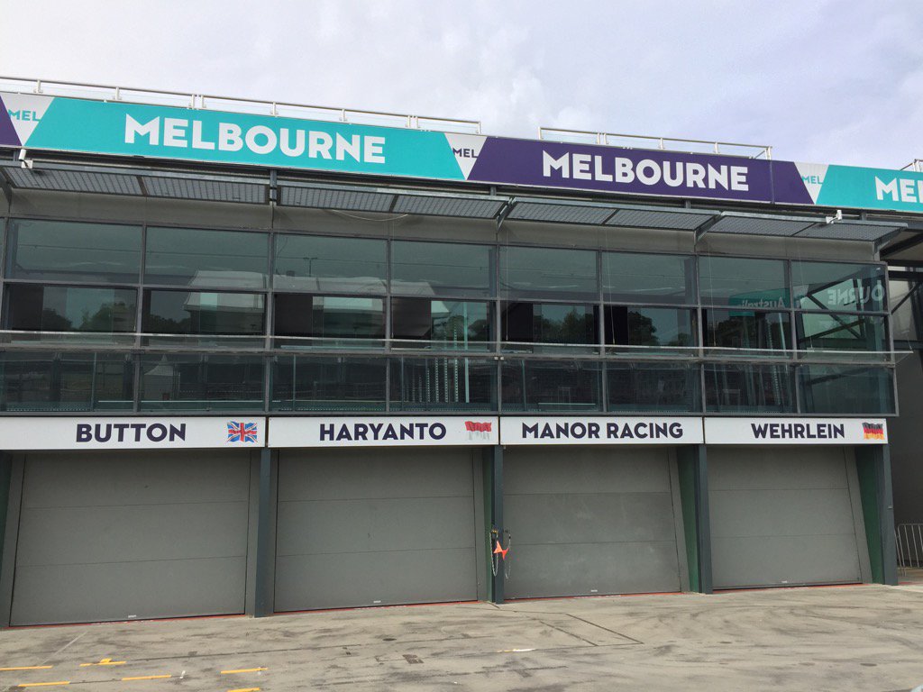 dewiswahab's tweet photo. Rio Haryanto's pitstop is ready for F1 @KJRIMelbourne @indtravel @INAEmbAUS @Vic_Gov_Indo @KEMENPORA_RI @KemenporaRI https://t.co/LastYOE06r