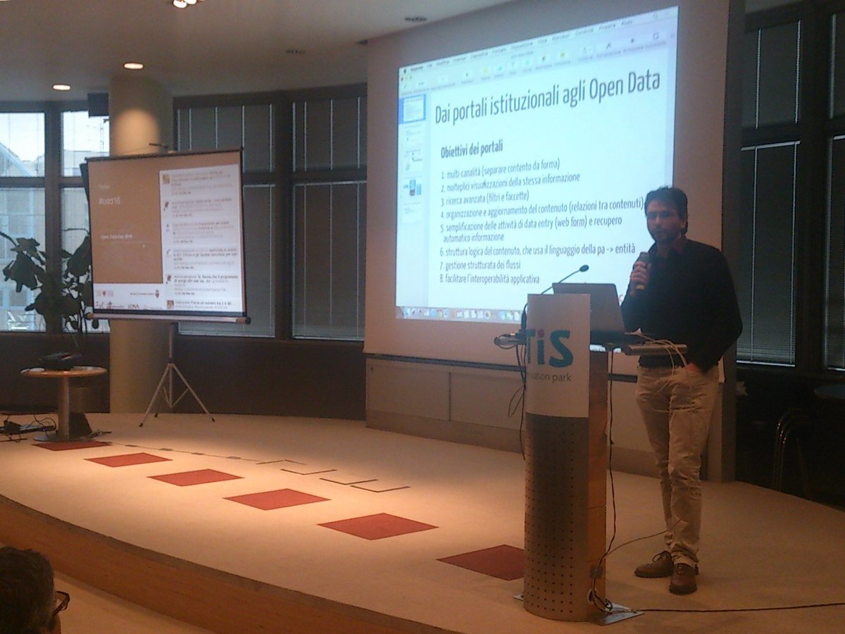 DatiTrentinoit's tweet image. #ODD16 opendata in action in BZ: @OpenContent_IT  realizzare portali web strutturando dati e contenuti uniformi