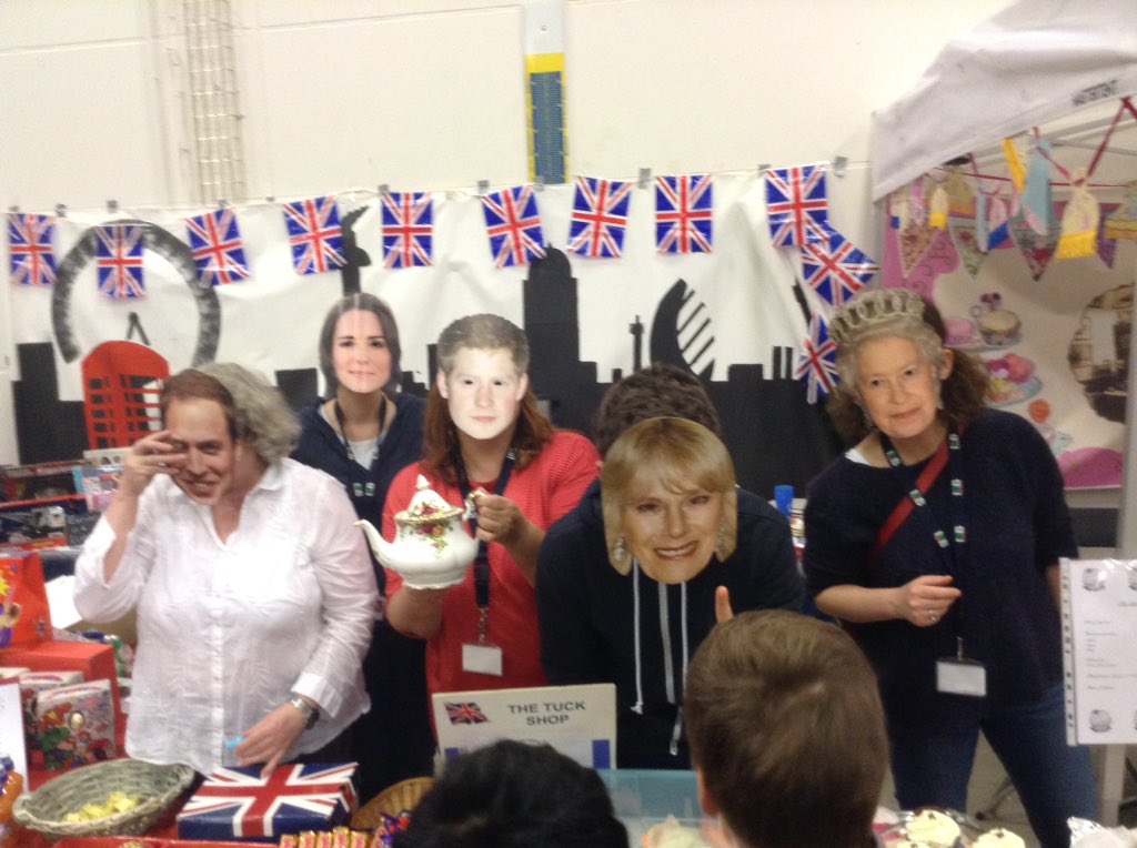 JaredRandeson's tweet photo. https://t.co/W40bP1opkU Have tea with the Royal family here at the British stand! #intfestival2016