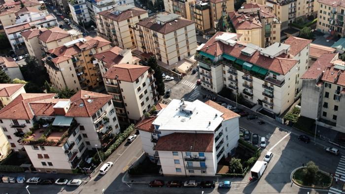 AdvisorAbbate's tweet image. Nel 2015 le #compravendite di #case sono aumentate del 6,5% su base nazionale notizie.tiscali.it/economia/artic…