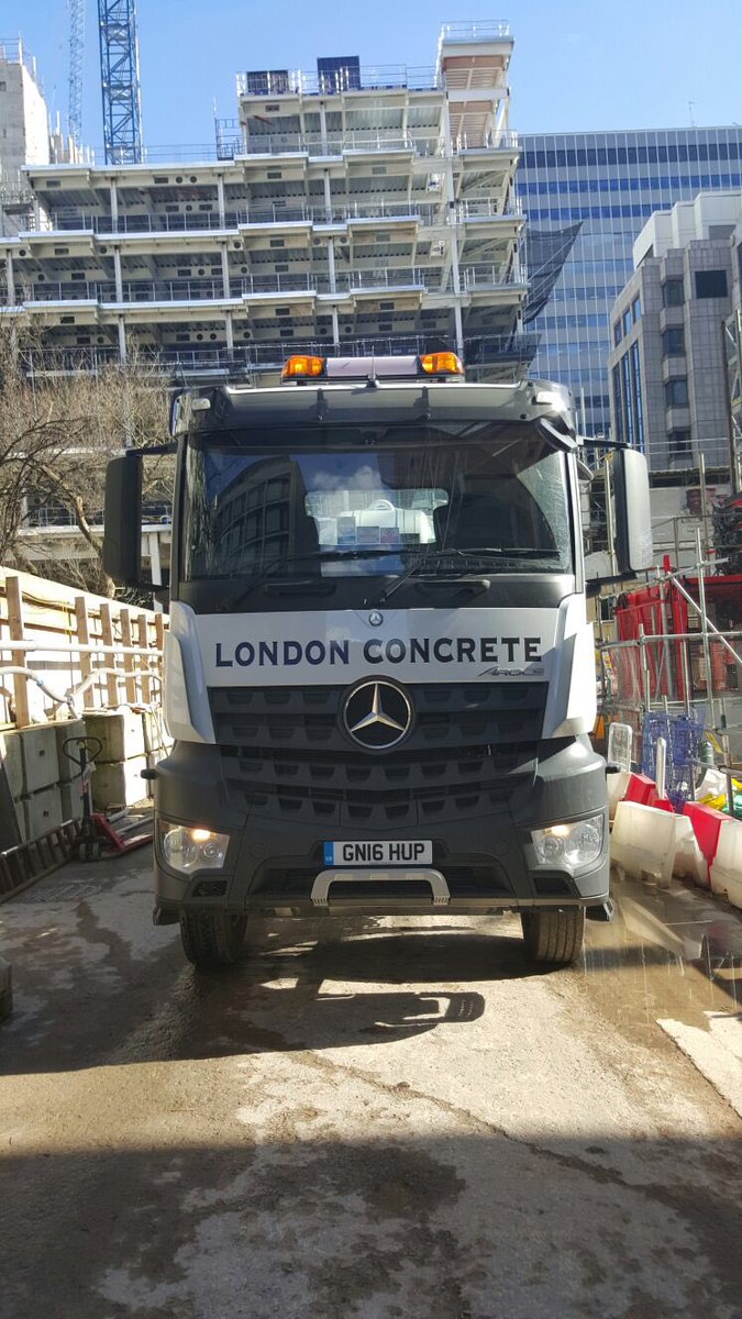 TruckBusters_'s tweet photo. New Mercedes fitted with IMER L&amp;T mixer Delivered to London Concrete supplied by TruckBusters Erith https://t.co/jLfde40CtX