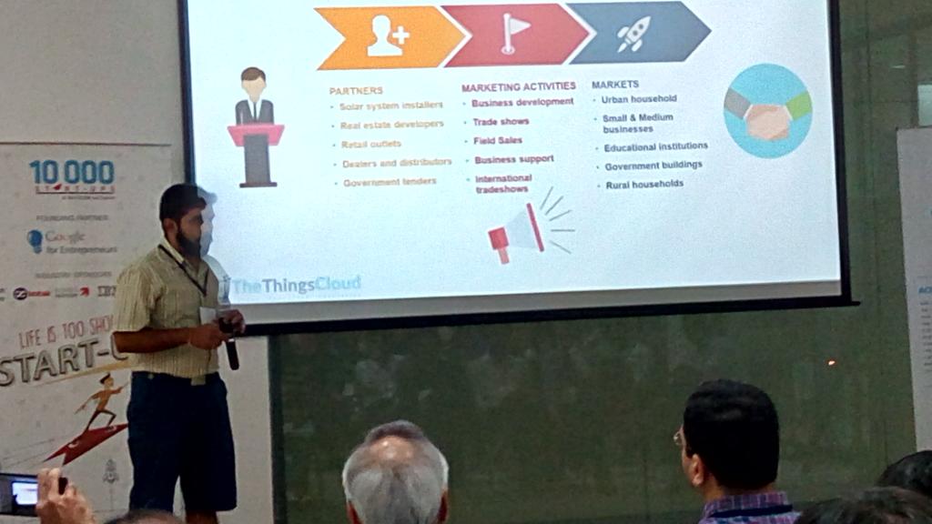 DivakarPranav's tweet photo. #SLPDDay Pitching in Shorts! The new startup Fad, #TooCoolforSchool https://t.co/O3GfyCTyi9