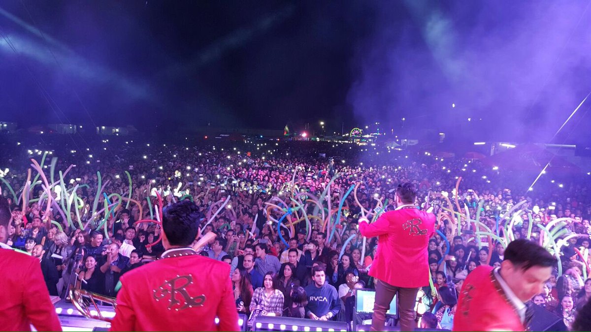 ElRecodoOficial's tweet photo. Iniciando #LaGranPachanga desde la Feria de Tepic, Nayarit #iUUU https://t.co/fzdoU8FuAd